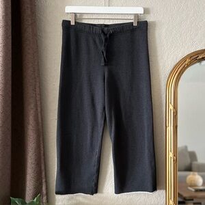 Frank & Eileen Catherine Charcoal Gray Cropped Sweatpants